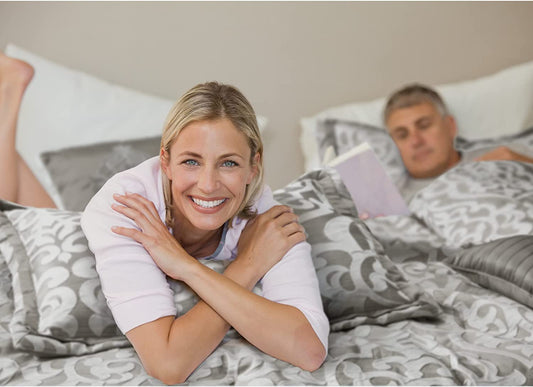 Tesla Cozy Comforter Set - homecomforts1